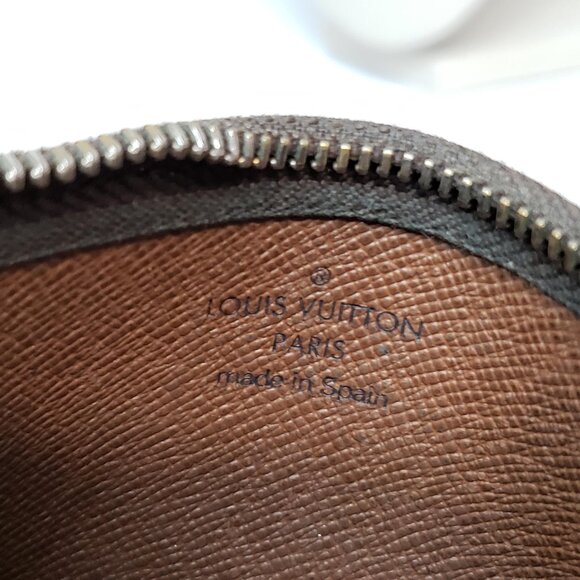Louis Vuitton Monogram Key Pouch lux59-093025 - Picture 8 of 9